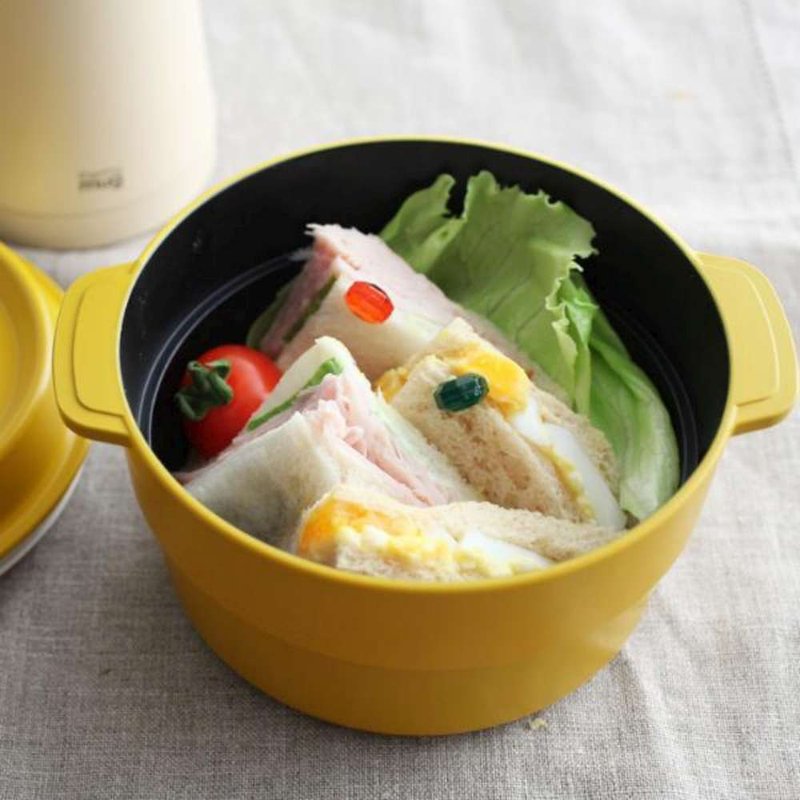 Japan TAKENAKA Japan-made COCOPOT microwaveable round double-layered fresh-keeping box 530ml-yellow - กล่องข้าว - วัสดุอื่นๆ สีเหลือง