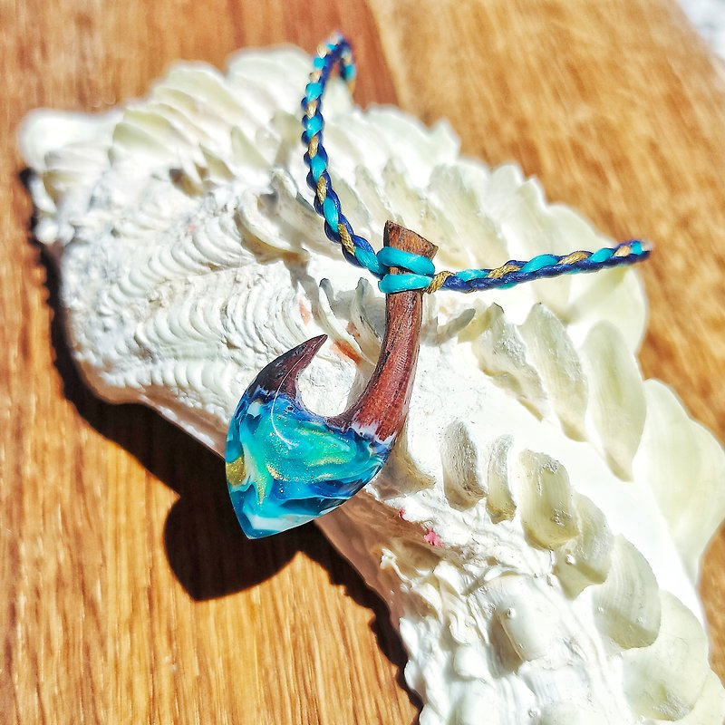 Green Island Handmade / Fishhook Personality Necklace Pendant Bracelet Customized Chain / Ocean Wave Resin Wax Rope Gift - สร้อยคอ - เรซิน หลากหลายสี