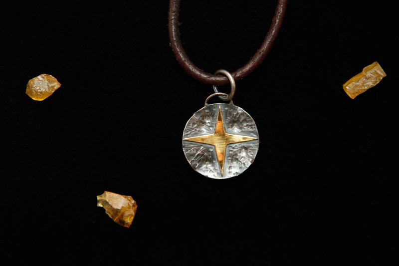 【Series of silver】Sterling silver and gold foil pendant - Starry moon - สร้อยคอ - เงินแท้ หลากหลายสี