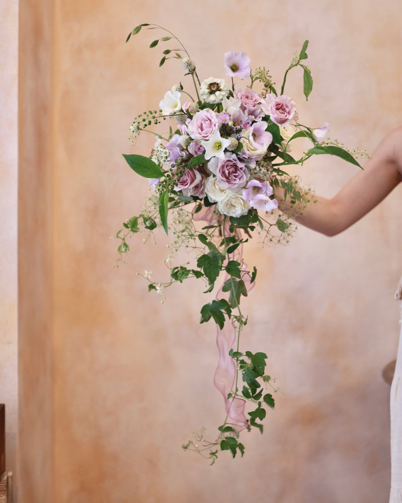 客製鮮花捧花 (瀑布捧花) - 乾燥花/永生花 - 植物．花 