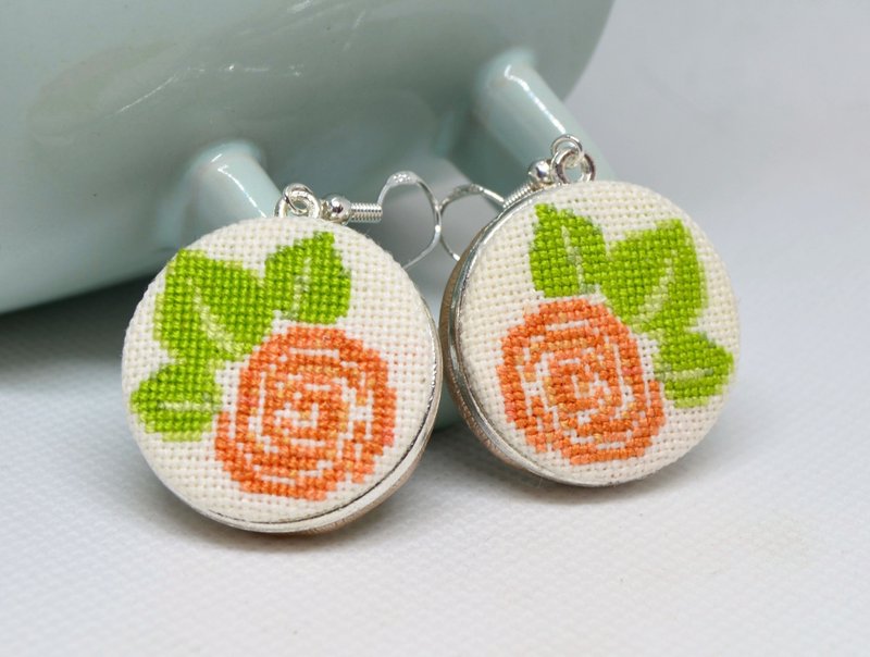 Embroidered earrings for women with orange flower, Cross stitch nature jewelry - ต่างหู - งานปัก สีส้ม