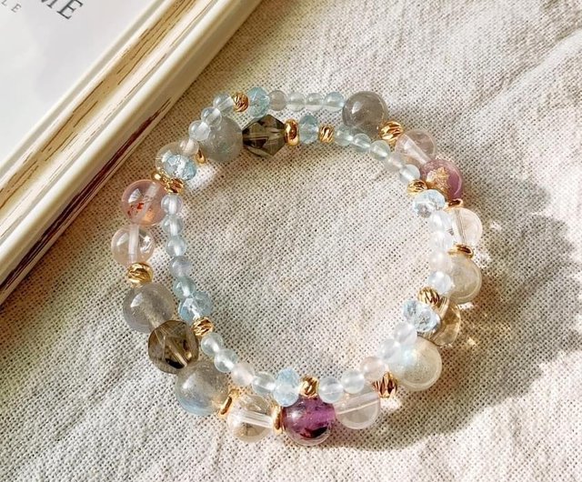 Pearl and Labradorite Double Circle Bracelet Pearl and Labradorite Double Circle Bracelet