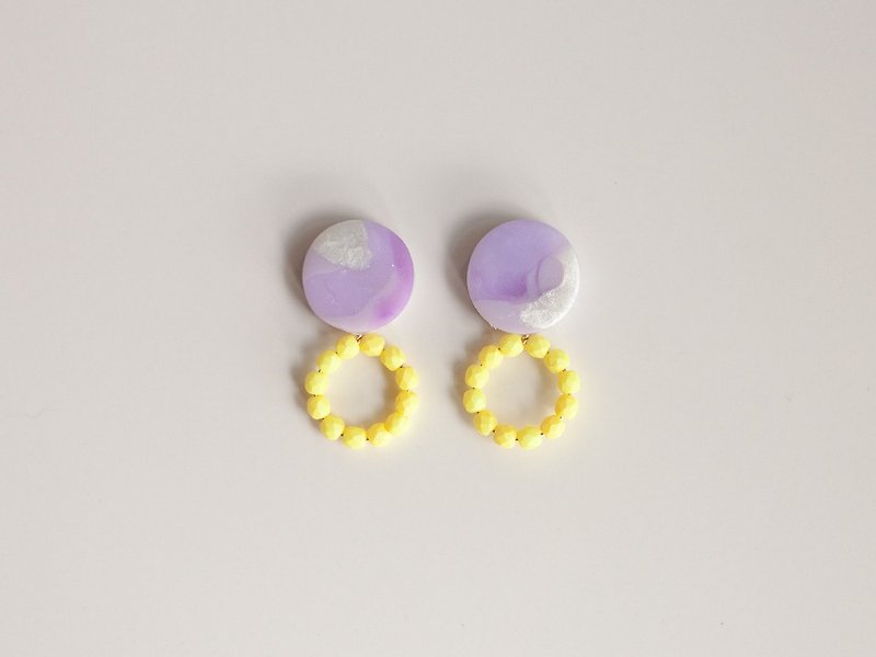Only one point / small ring earrings / earrings - Earrings & Clip-ons - Clay Pink
