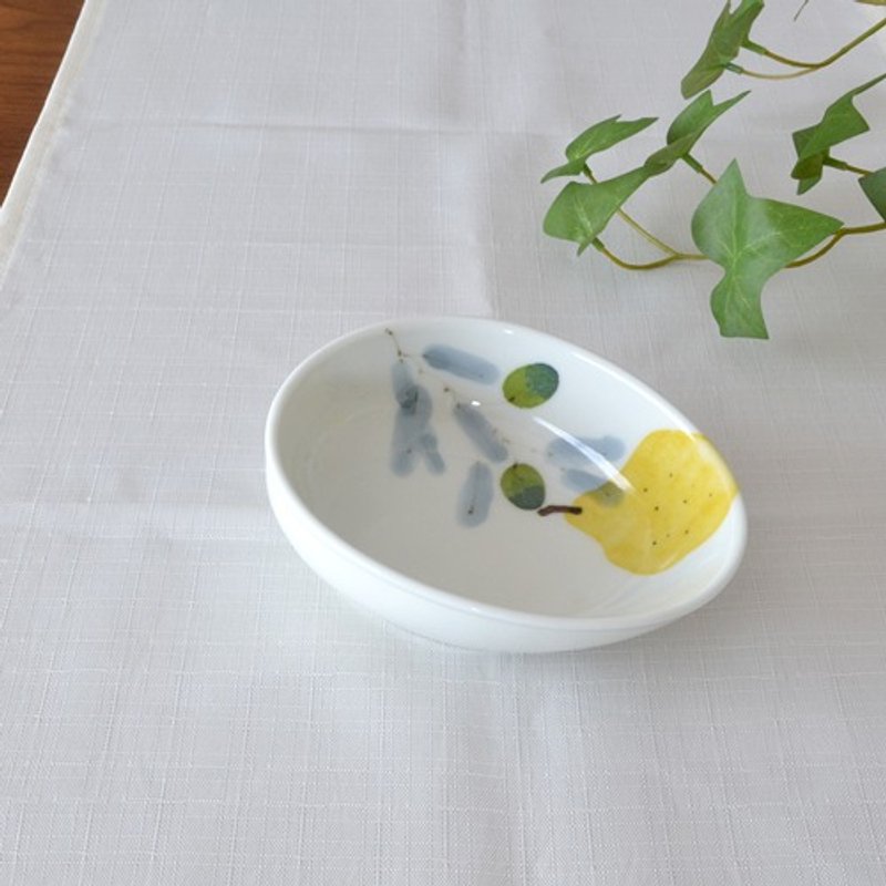 olive egg bowl - Small Plates & Saucers - Pottery 