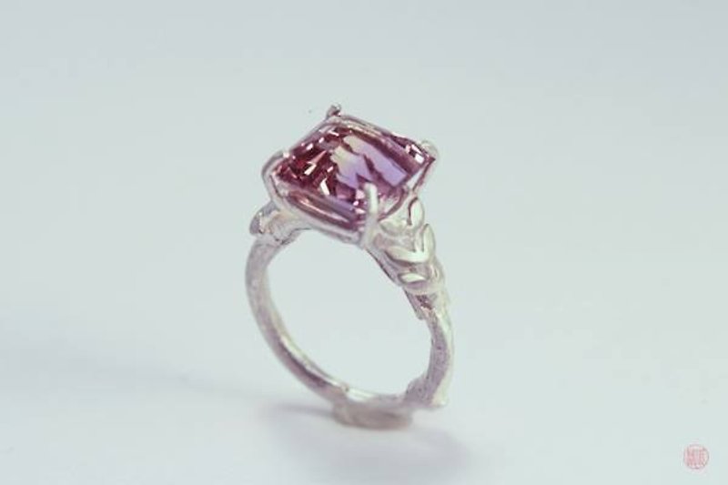Ametrine foliage silver ring - General Rings - Other Metals Purple
