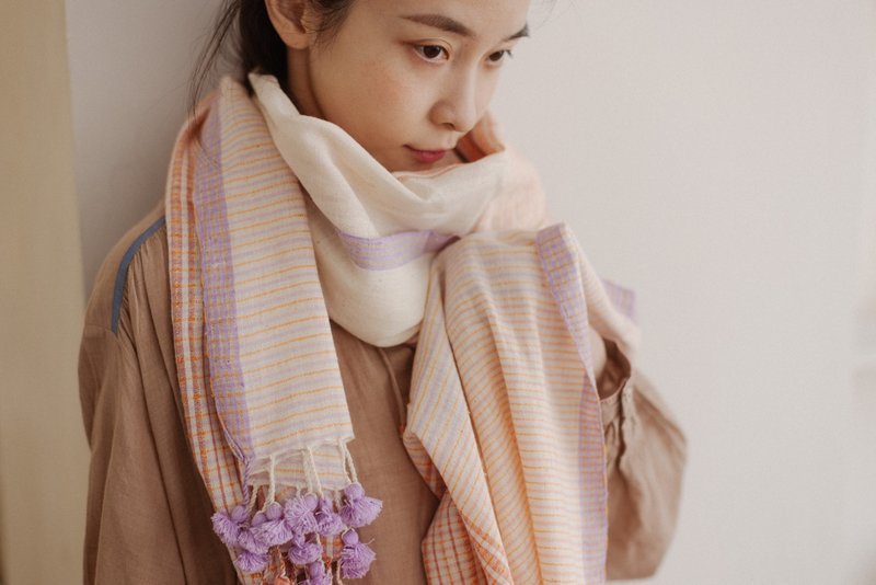 Organic cotton handwoven scarf_cream taro - ผ้าพันคอถัก - ผ้าฝ้าย/ผ้าลินิน ขาว