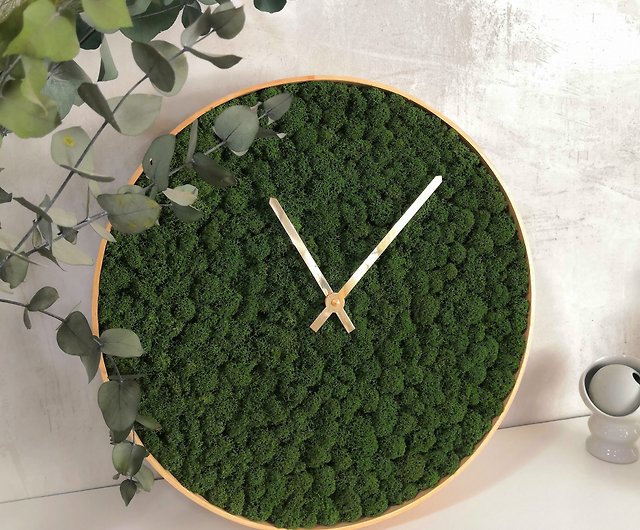 Forest green wood wall clock, Preserved moss decor