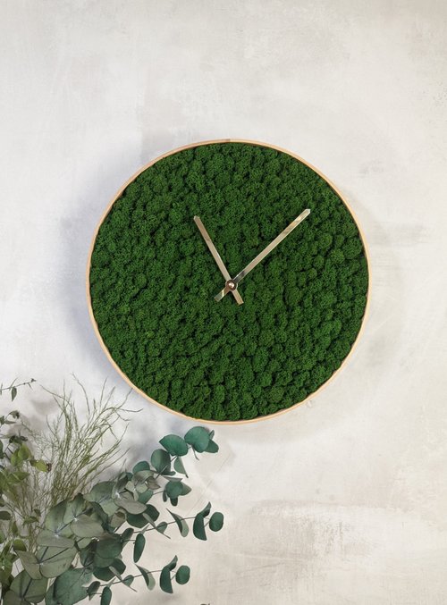 Forest green wood wall clock, Preserved moss decor