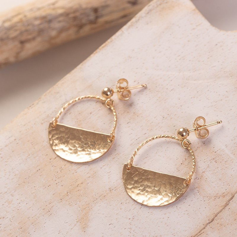 Zoaje SPAIN Earrings 14kハンマー半円形メモゴールドシンプル - ピアス・イヤリング - 貴金属 ゴールド