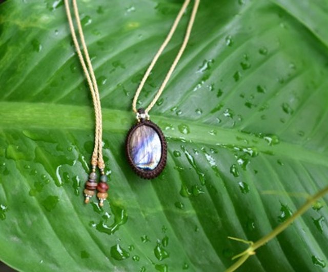 虹色の夜明け 高品質 パープルラブラドライト マクラメ