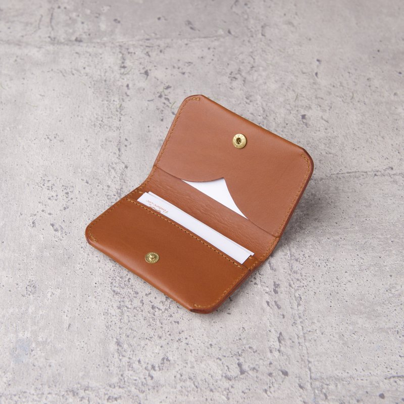 對開名片夾Bifold Business Card Holder/淺棕Tan/免費刻字 - 名片夾/名片盒 - 真皮 卡其色
