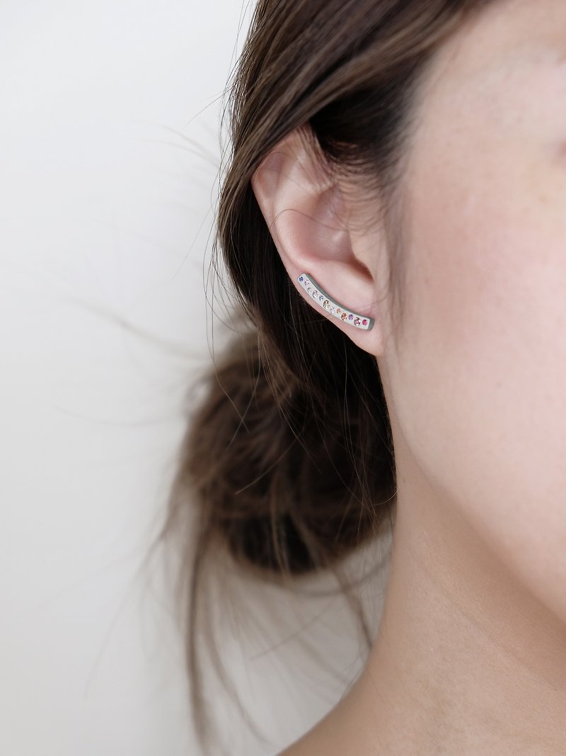 NEW! Rainbow Stone Ear Cuff | Silver - ต่างหู - สแตนเลส สีเงิน