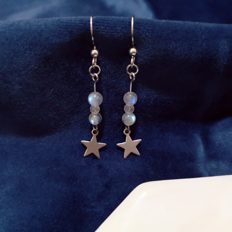 Labradorite x Moonstone Star Earrings- Clip-On Crystal Sensitive Stainless Steel - Earrings & Clip-ons - Crystal Blue