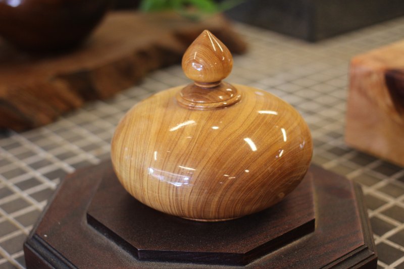 【母親節禮物】台灣黃檜 手工聚寶盆 聚寶瓶 三峽日月坊出品 - 擺飾/家飾品 - 木頭 
