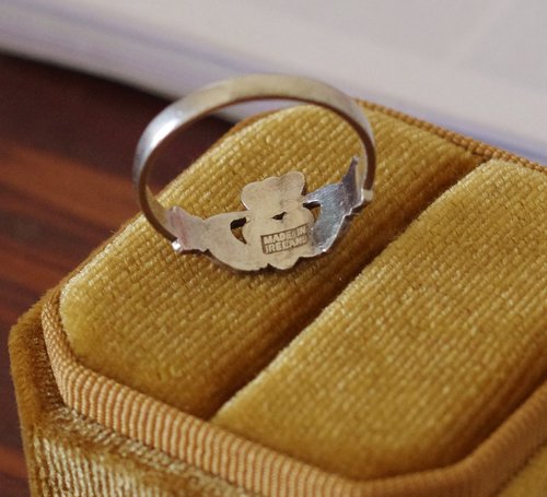 ヴィンテージ　シルバー　925 クラダリング　 アイルランド　アンティーク アイルランド製1976年伝統的な指輪Claddagh Ringクラダリング