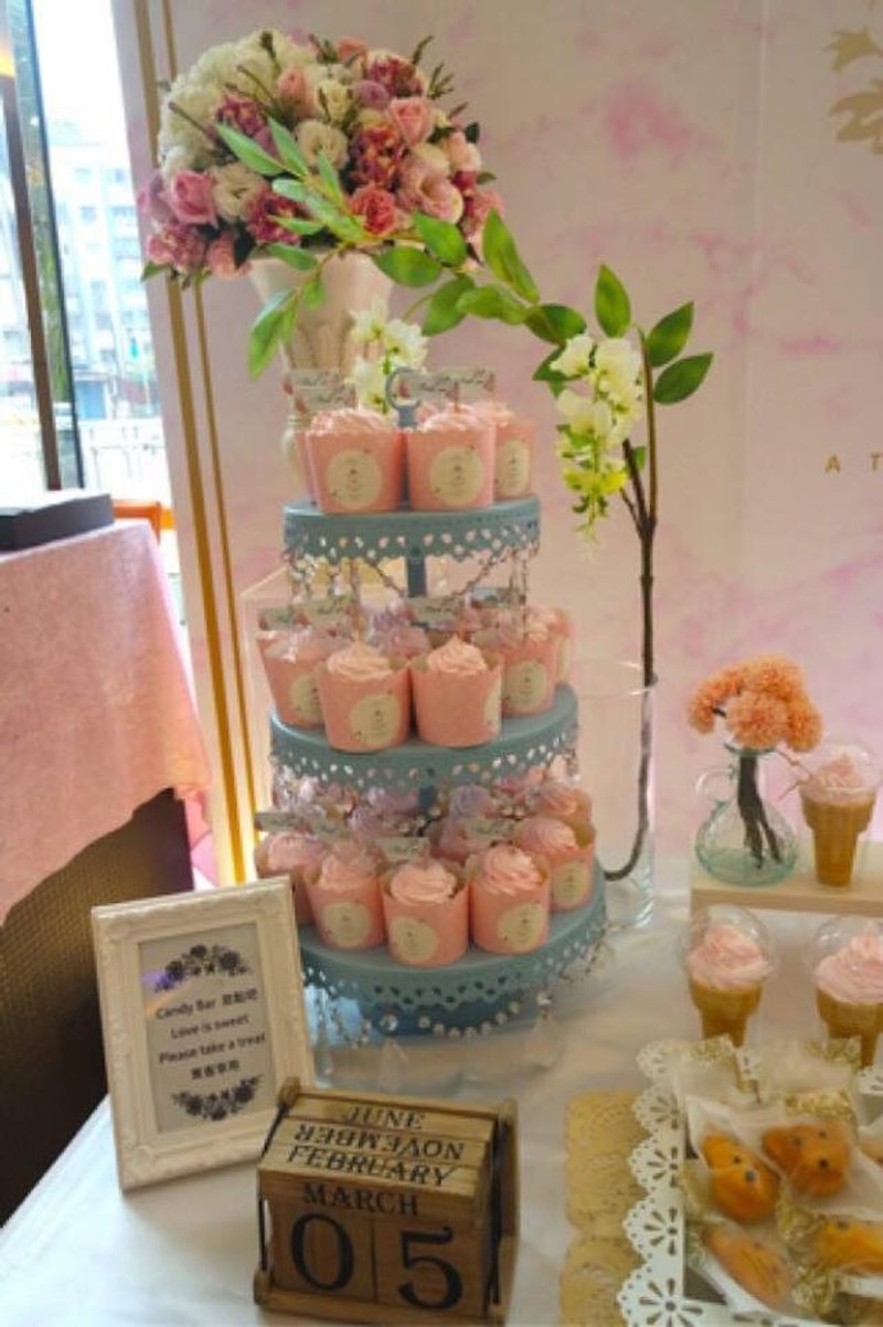 C.Angel fortune cookie [Wedding Series] wedding was small relative to the present arrangement ❥ Fantasy Crystal Tower ❥ cupcakes handmade with someone on-site display - Savory & Sweet Pies - Fresh Ingredients 