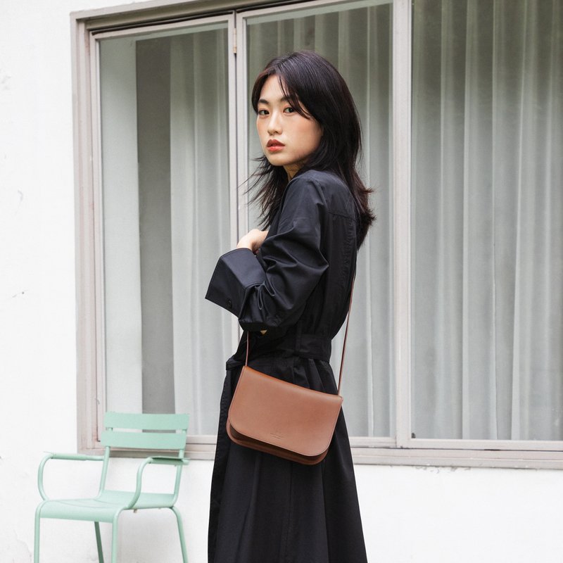 【From Seoul】 Cozy bag 6colors (vegetable leather cross bag) - 手提包/手提袋 - 真皮 