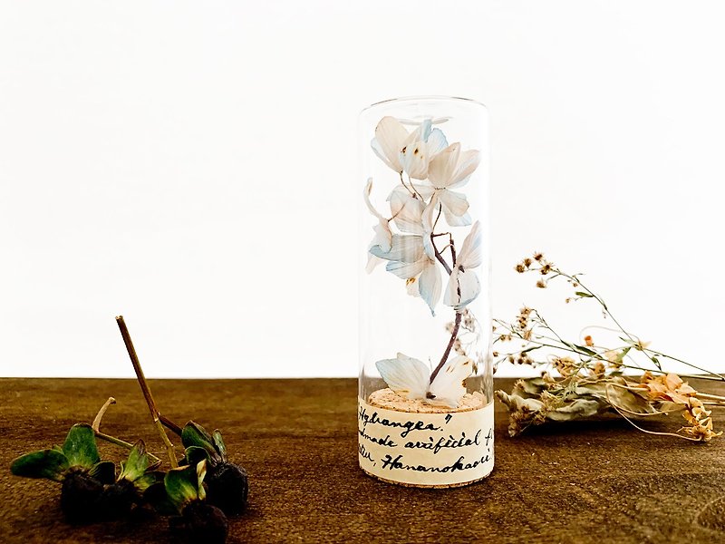 Dyeing specimen: Herbarium of dead hydrangea - ของวางตกแต่ง - ผ้าไหม สีน้ำเงิน