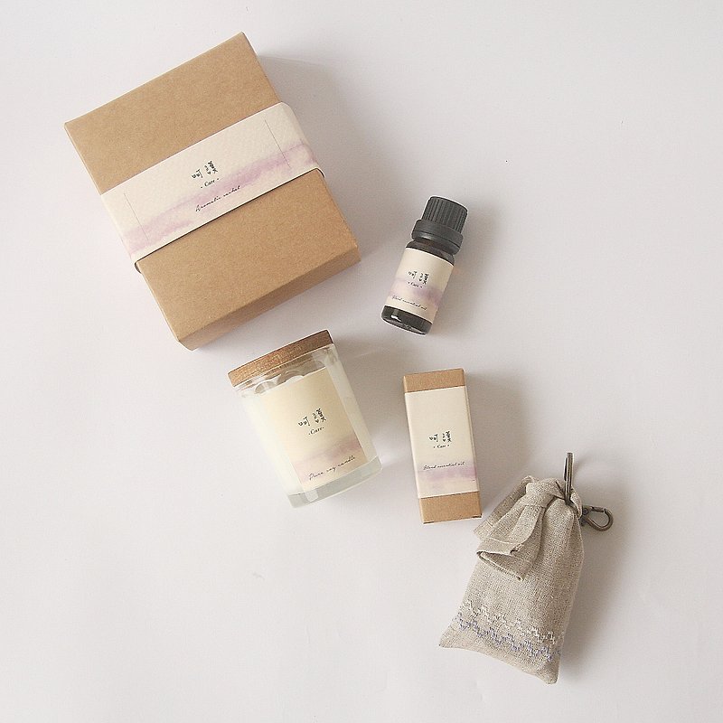 Limited Offer - Soy Candle + Herbal Essential Oil + Fragrance Bag - น้ำหอม - ผ้าฝ้าย/ผ้าลินิน สีม่วง