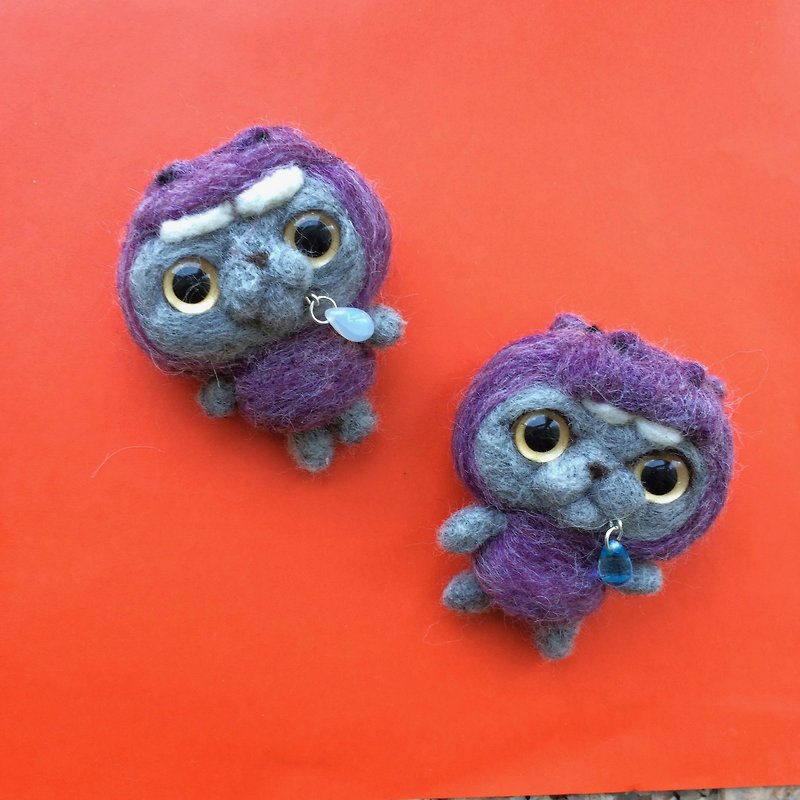 Yung Tsai series wool cat and hippopotamus brooch - Brooches - Wool Purple