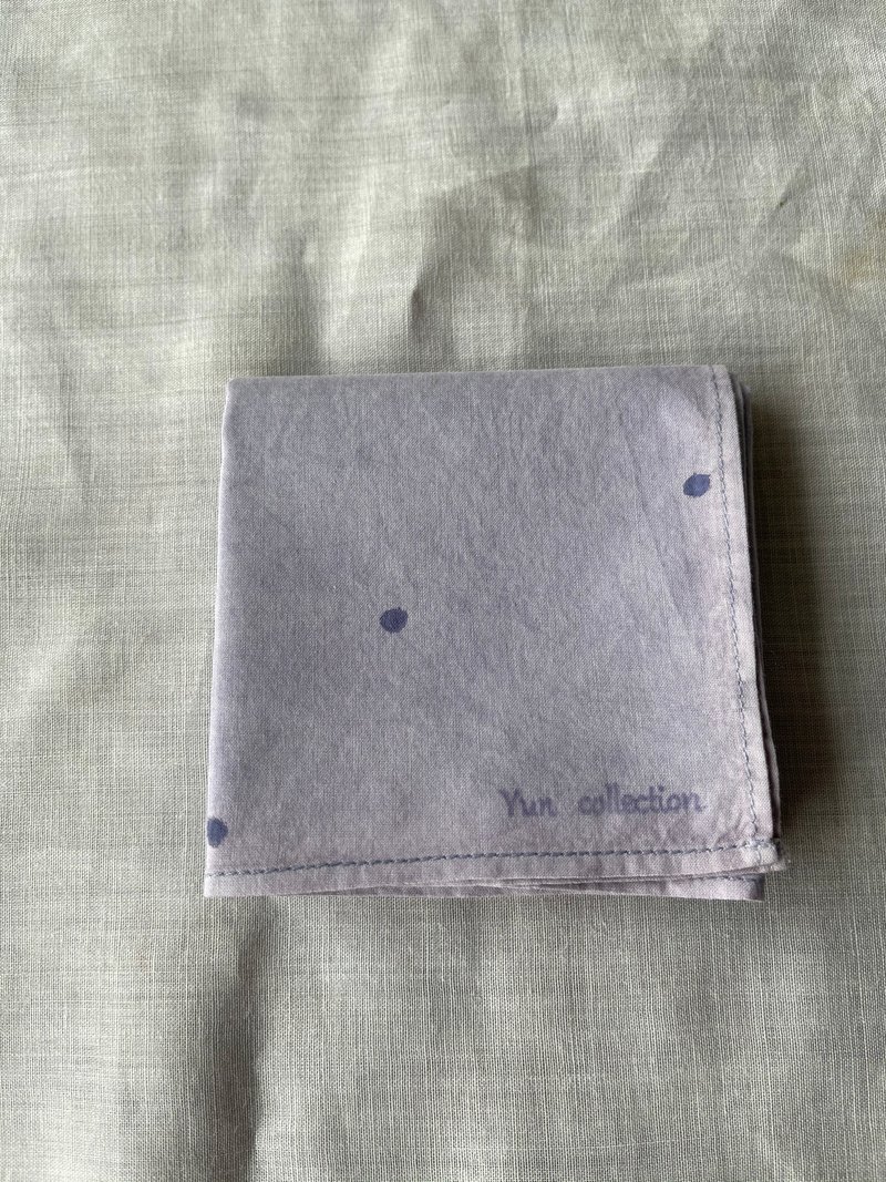 Purple Heart Mineral Dye Hand-painted Cotton Small Handkerchief - ผ้าเช็ดหน้า - ผ้าฝ้าย/ผ้าลินิน สีม่วง