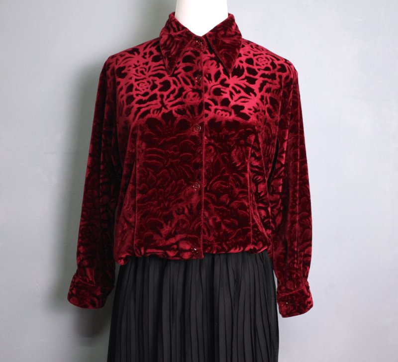 FOAK vintage red rose three-dimensional velvet shirt - Women's Shirts - Other Materials 