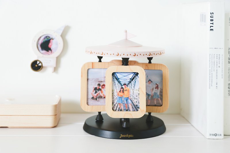 [Graduation Gift Commemorative Photo Frame] Log rotating photo frame can hold 8 photos | Jeantopia - Picture Frames - Wood 