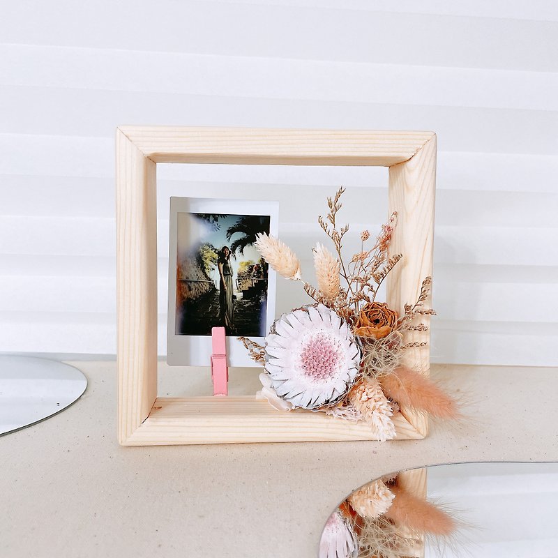 Exclusive space x non-fading dry flower and tree clip photo frame x pale pink - กรอบรูป - พืช/ดอกไม้ สึชมพู