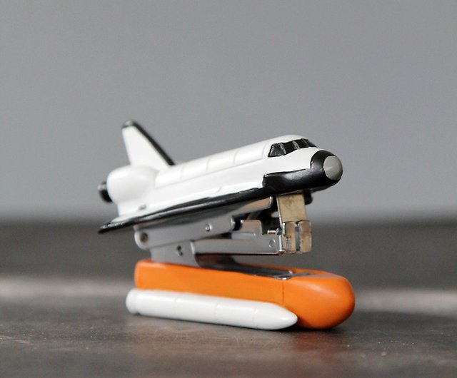 small space shuttle