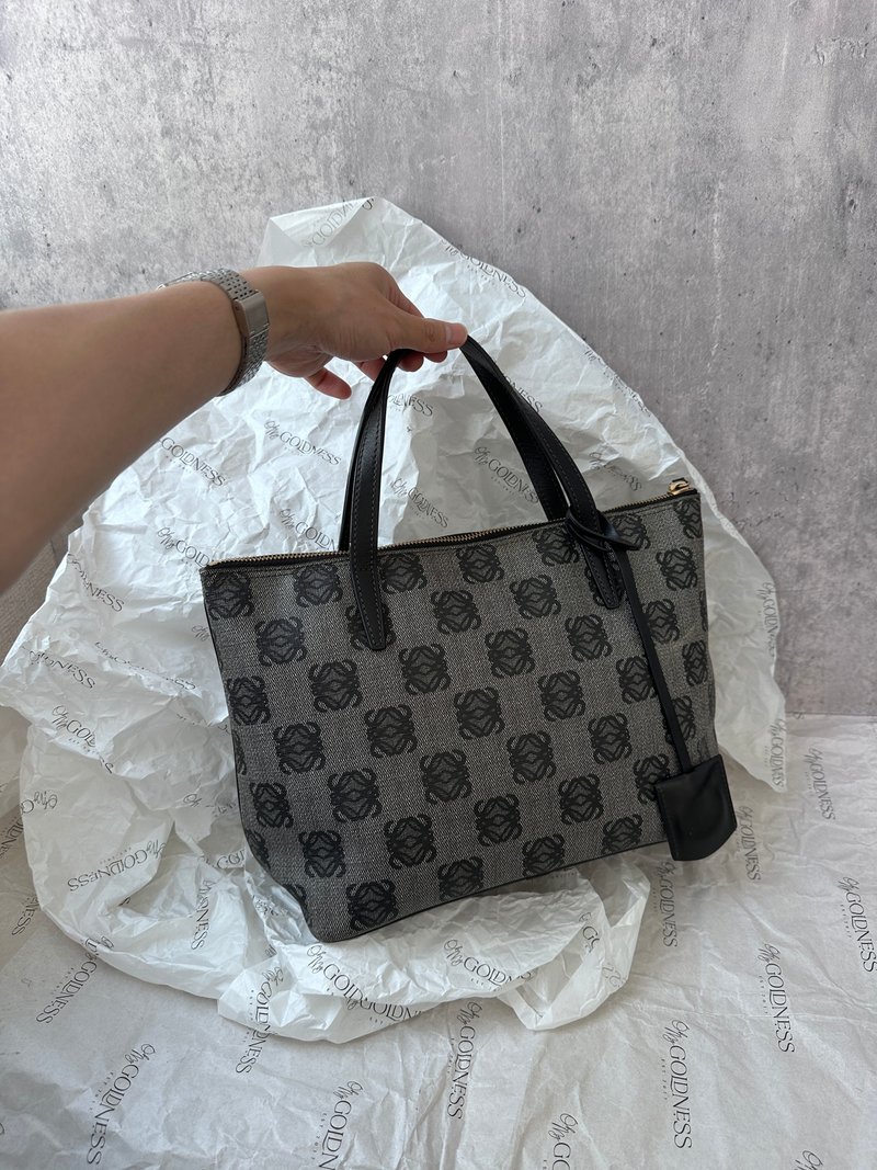 中古包 LOEWE 羅意威 Monogram 小托特 - 手提包/手提袋 - 其他材質 卡其色