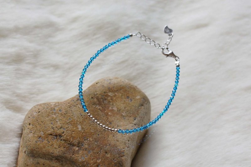 Topaz Silver 925 Bracelet with Linear Memory Alloy - Bracelets - Gemstone Blue