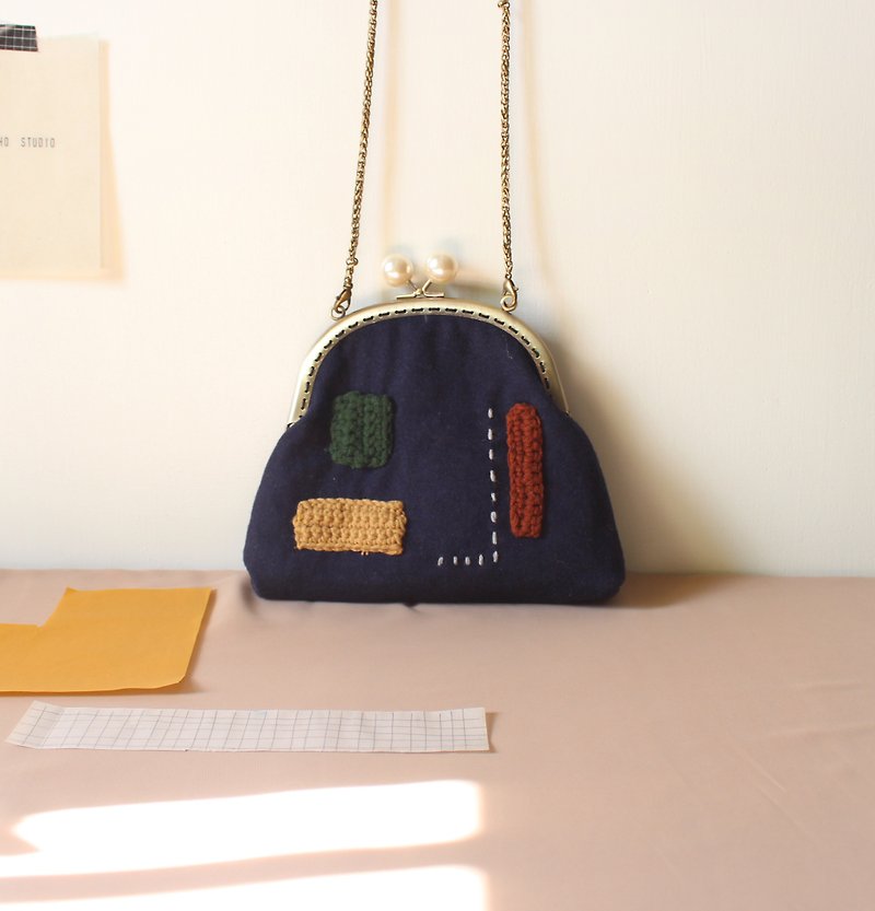 Geometric wool color block gold bag - Messenger Bags & Sling Bags - Wool Blue