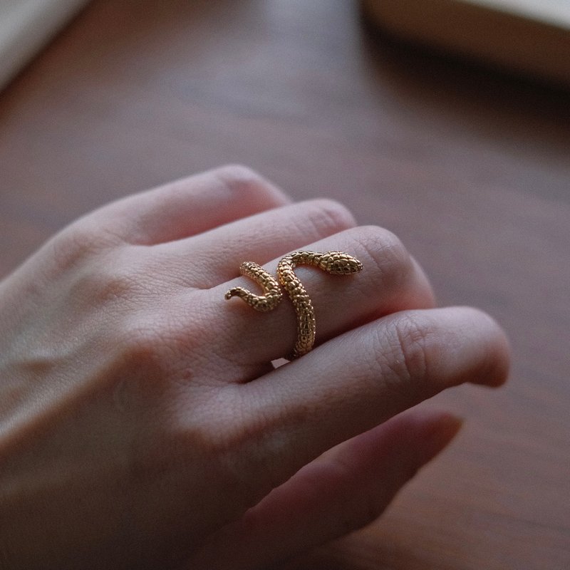 Emerald Gift。拈翠-法國製18K包金戒指-金蛇-絕版 - 戒指 - 玉石 金色