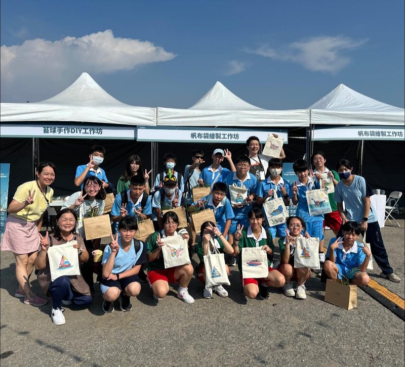 【Corporate Venue Rental】【Group Workshops】【Employee Welfare Activities】【Summer/Winter Camps】 Invoices available - วาดภาพ/ศิลปะการเขียน - กระดาษ 