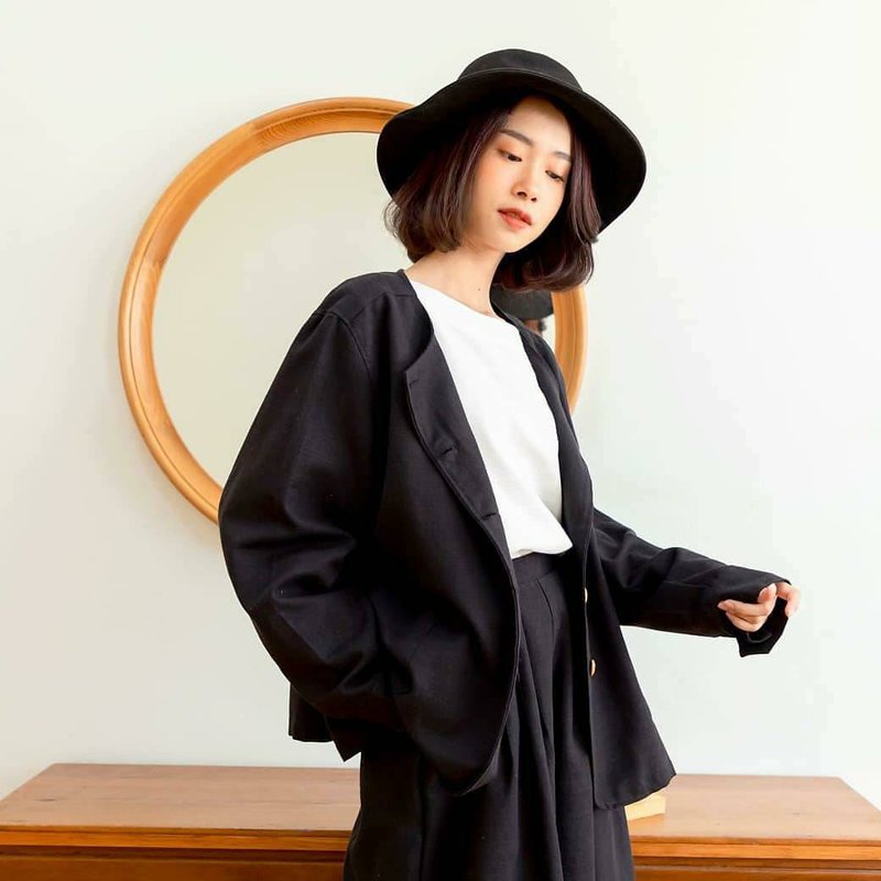 Good vibes shirt -Thai cotton long sleeve shirt  (Black) - 女上衣/長袖上衣 - 棉．麻 黑色