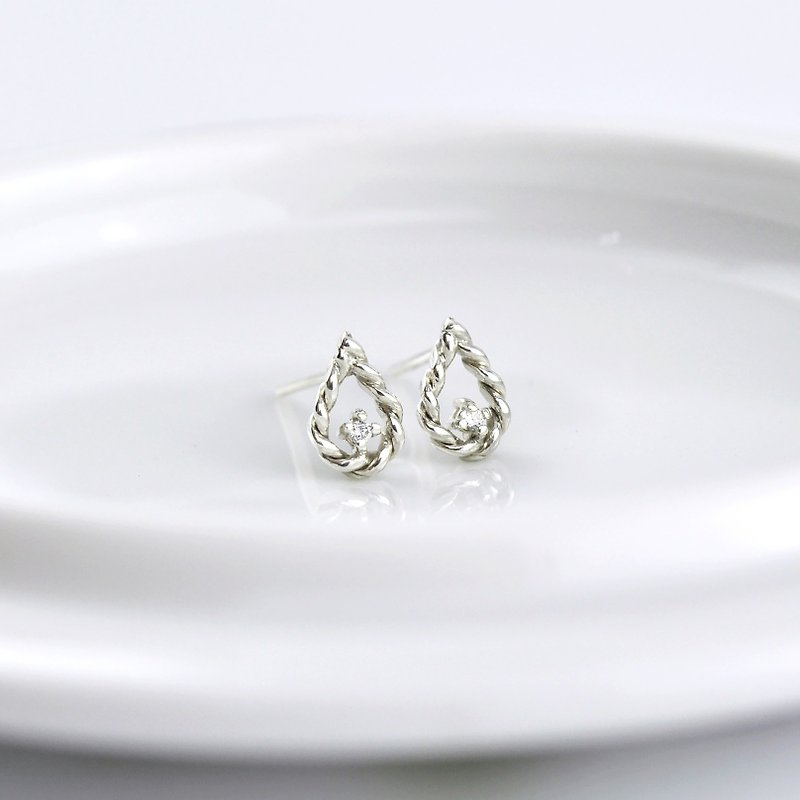 Sterling Silver Twisted Water Drop Frame Earrings with CZ diamond