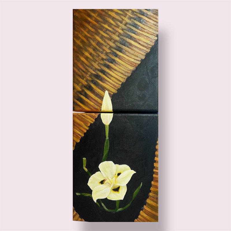 鳶尾花與竹編黑底帶影子 畫布已裝框 - 海報/掛畫/掛布 - 棉．麻 