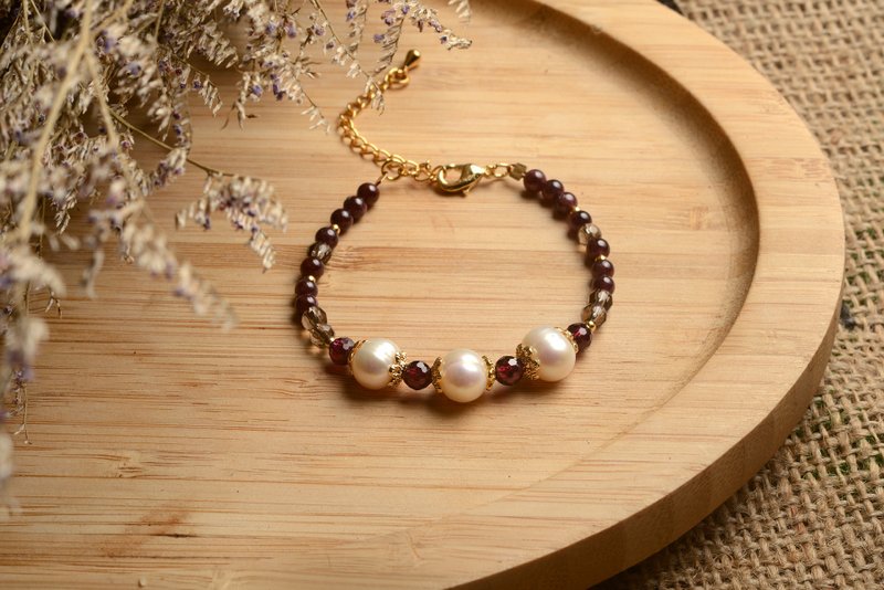 [Shenshan Crystal Mine] Pearl Pomegranate Citrine Bracelet/Pearl/Pomegranate/Citrine - Bracelets - Crystal Red