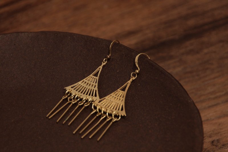 Simple retro tassel earrings - ต่างหู - ทองแดงทองเหลือง สีทอง