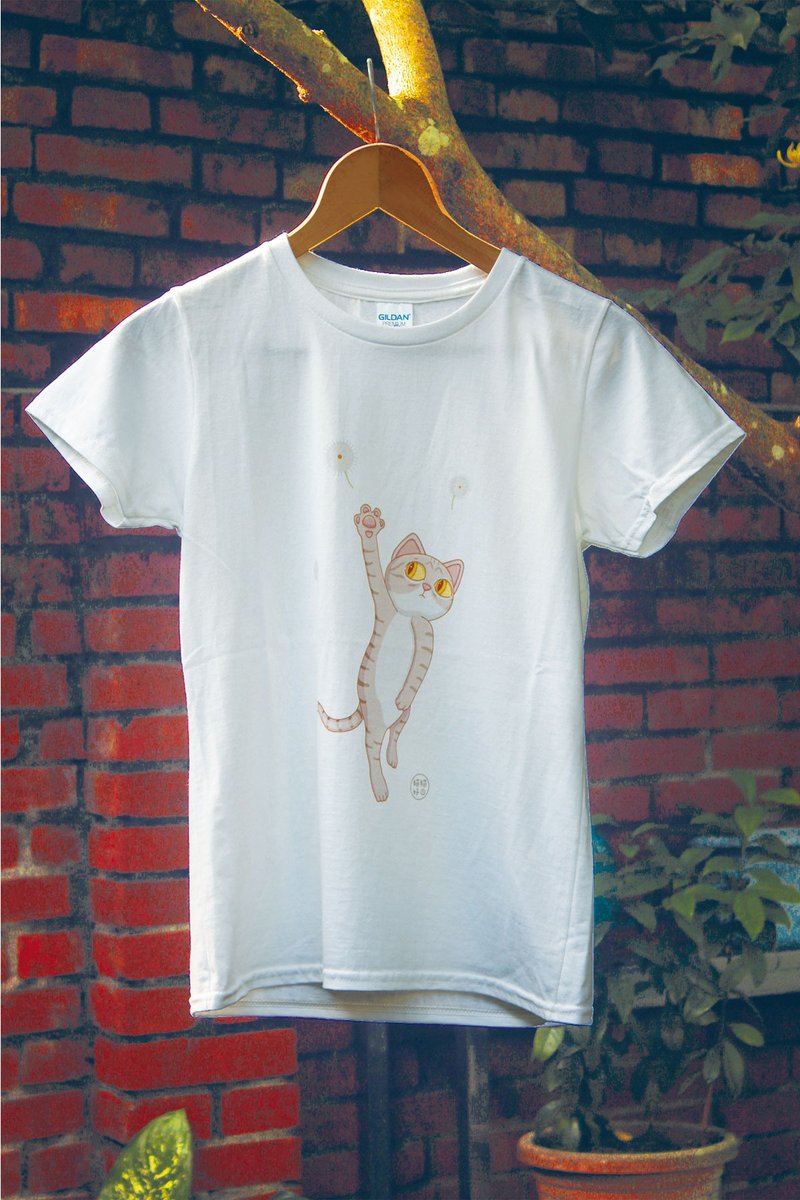 蒲公英小貓　Tshirt 修身版 - 女 T 恤 - 棉．麻 