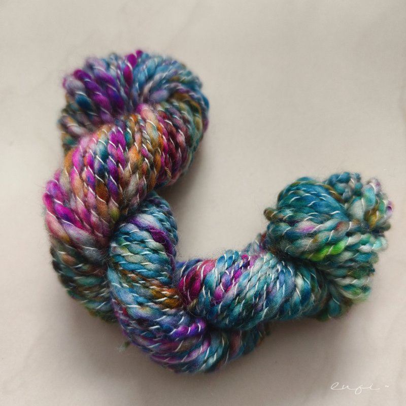 lufi手染線 變形蝶 50g 53m 藍寶石 - 編織/刺繡/羊毛氈/縫紉 - 羊毛 