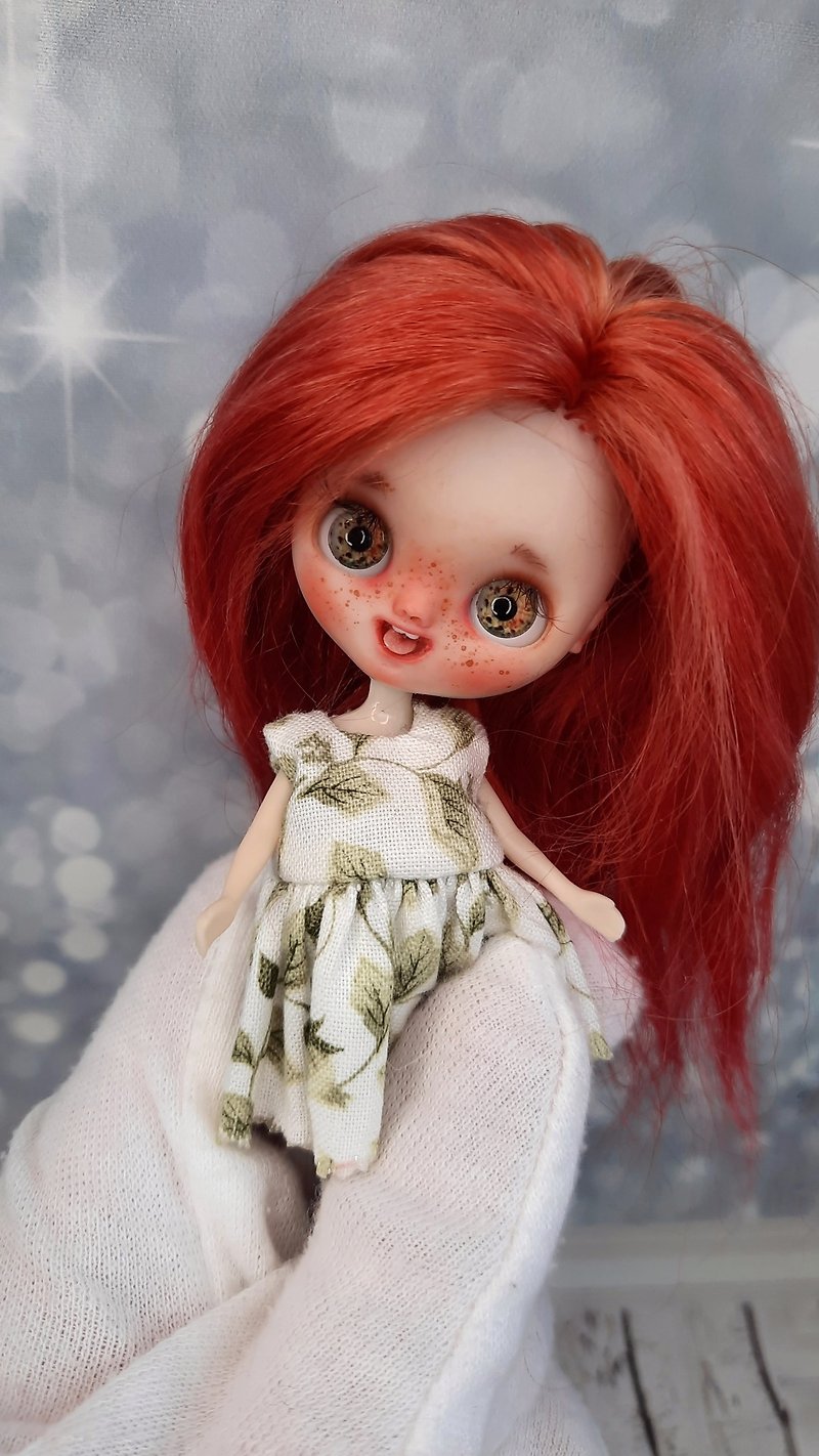 Doll/OOAK Petite doll/miniature doll with red hair/Funny doll - ตุ๊กตา - พลาสติก สีแดง