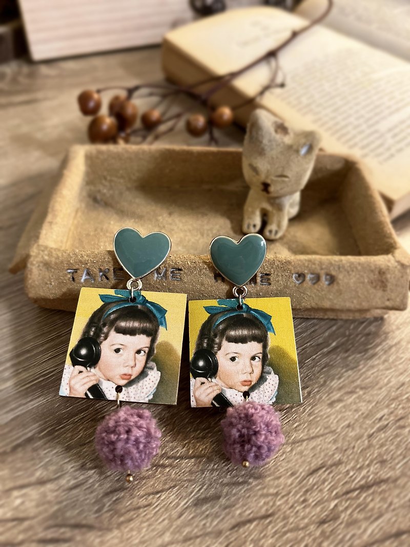 Wood Earrings & Clip-ons Yellow - Girl with a Handset・Vintage style pierced / clip-on earrings