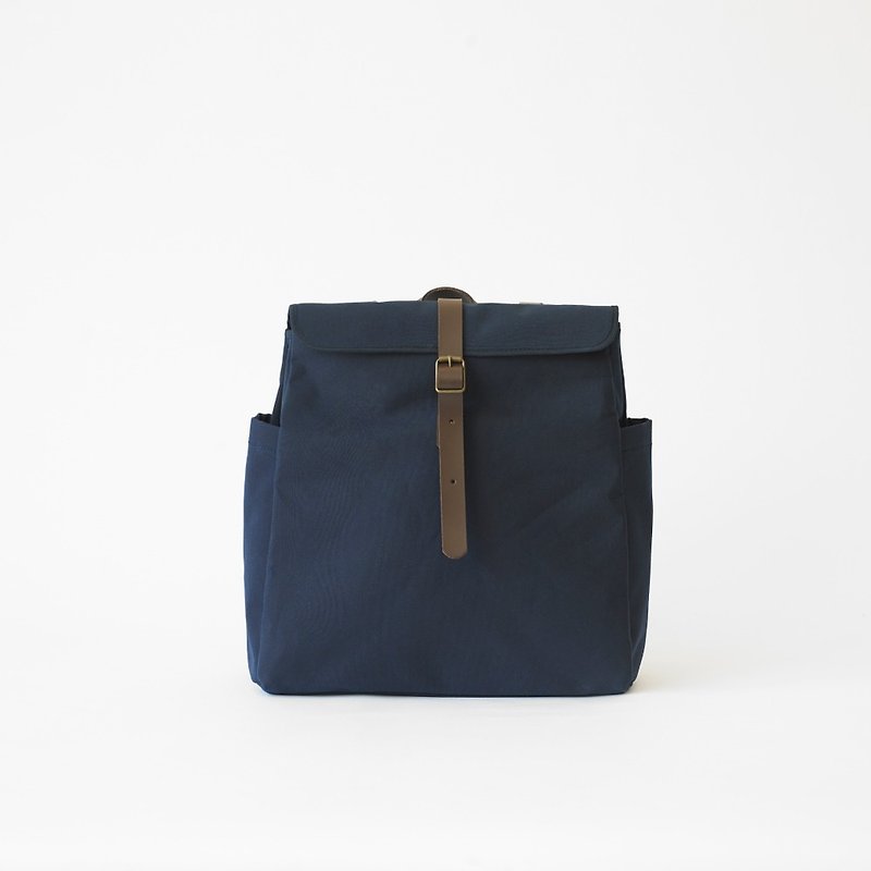 |Handmade in Spain | Ölend Tokyo Rucksack Backpack (Navy Dark Blue) - กระเป๋าเป้สะพายหลัง - หนังแท้ สีน้ำเงิน