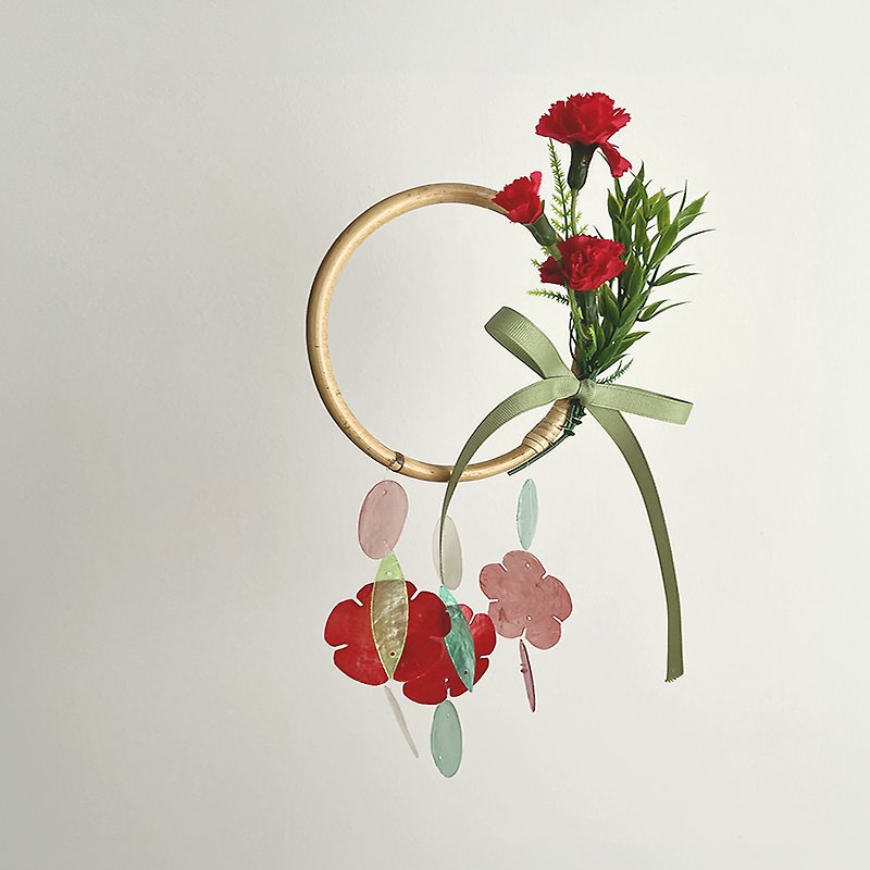 Pre-Made | Flower Shop Carnation Wreath-Red | Shell Wind Chime Mobile|#1-320 - 裝飾/擺設  - 貝殼 紅色