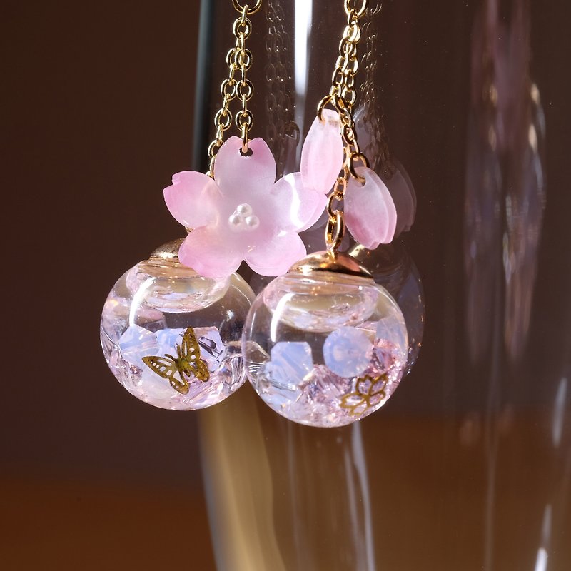 櫻花玻璃球耳環【春之空-櫻色浪漫-】 - 耳環/耳夾 - 玻璃 粉紅色
