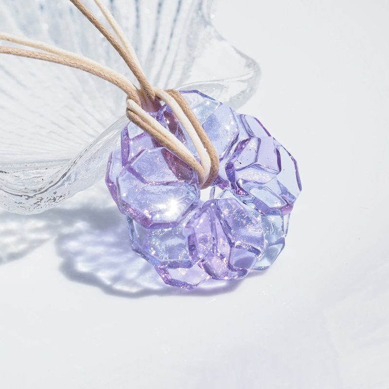 [Special] Flower lover Glass (Anemone [Beautiful]) Necklace [Made to Order] - Necklaces - Glass Purple