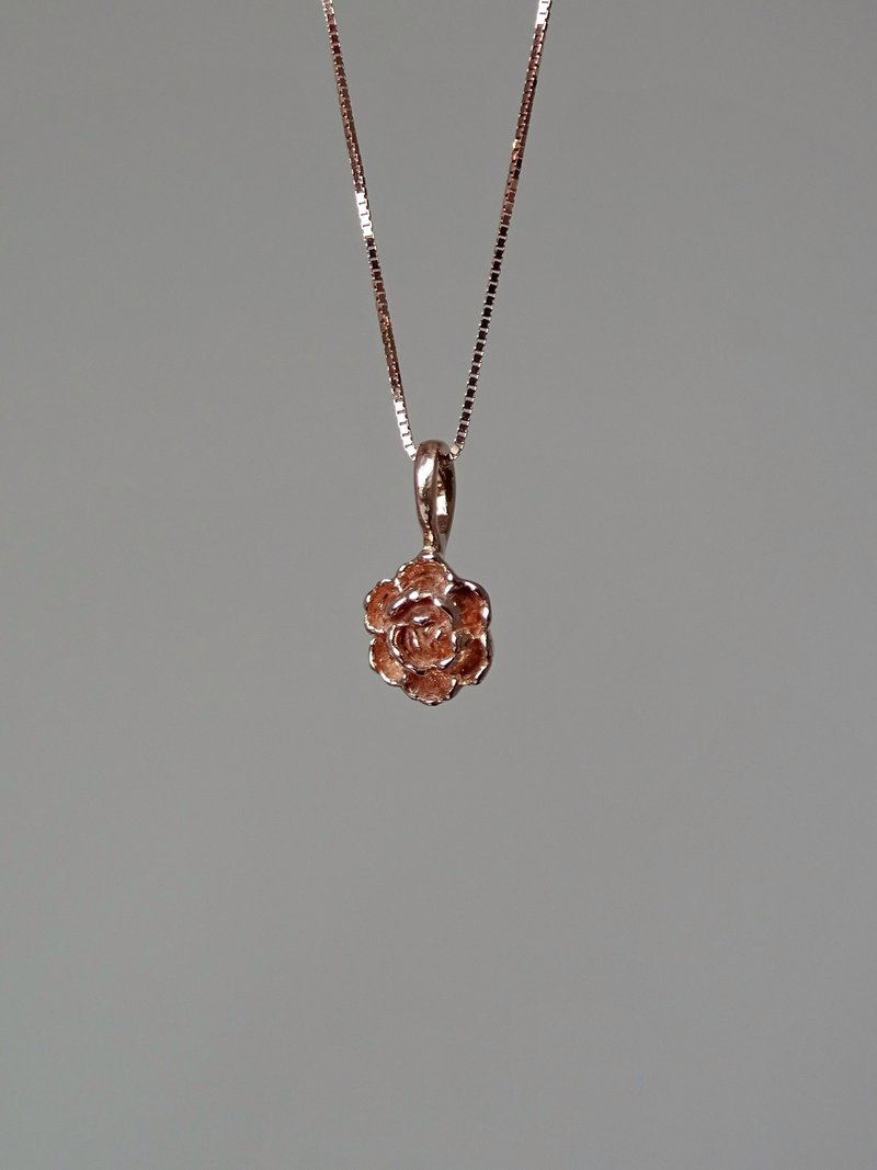 Peony Necklace. Solid rose gold necklace. Delicate daily jewellery. - สร้อยคอ - โรสโกลด์ สึชมพู