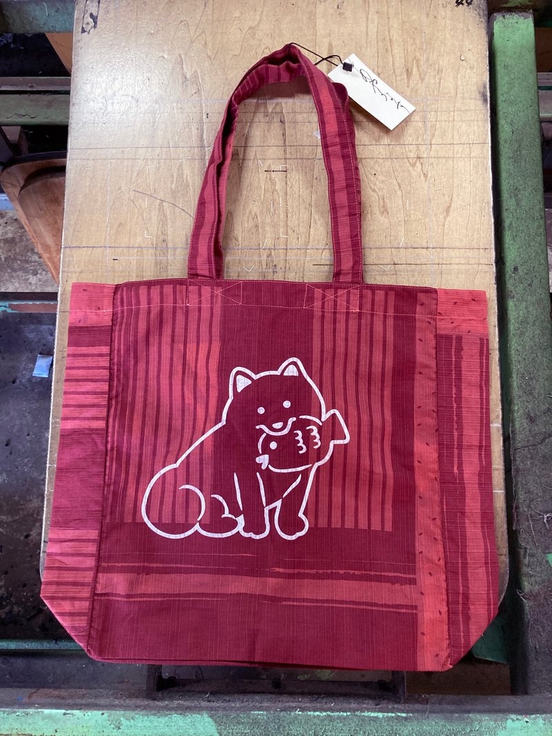 [Dog illustration] Tote bag / 2WAY [Original fabric] - กระเป๋าถือ - ผ้าฝ้าย/ผ้าลินิน สีแดง