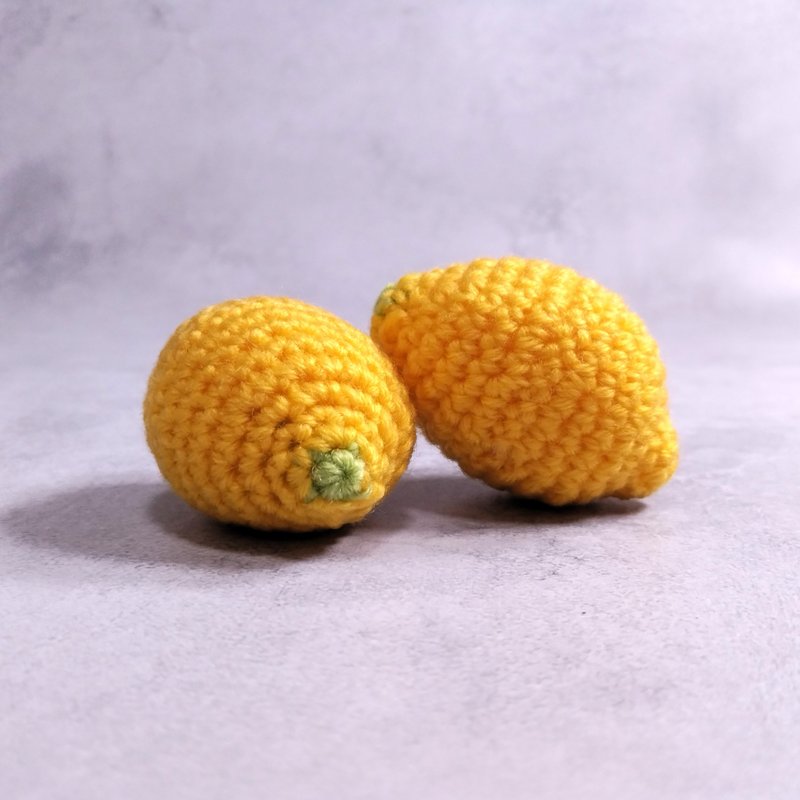 Set of 2 lemon crochet pincushion crochet dolls - ของเล่นเด็ก - วัสดุอื่นๆ สีเหลือง